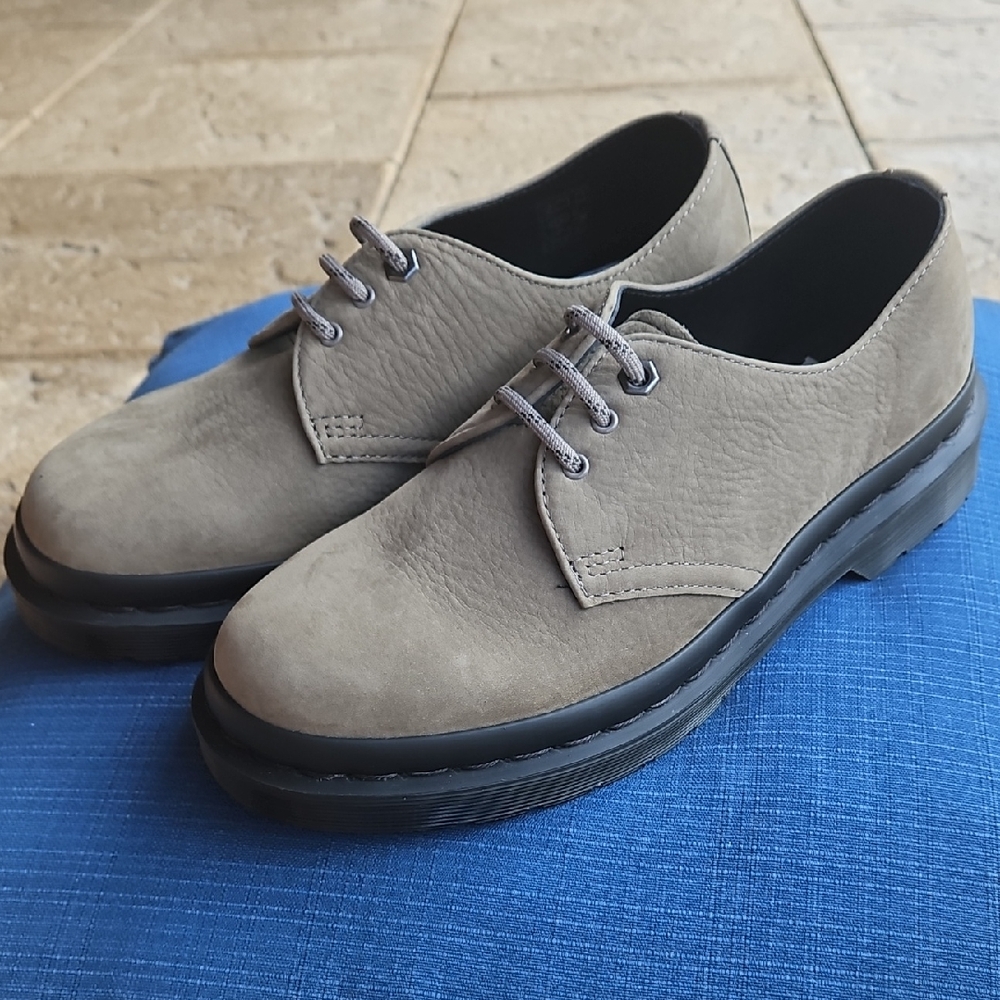Dr Martens 1461 Milled Nubuck Leather Oxford Shoes, Nickle Grey Men's 7 Womans 8